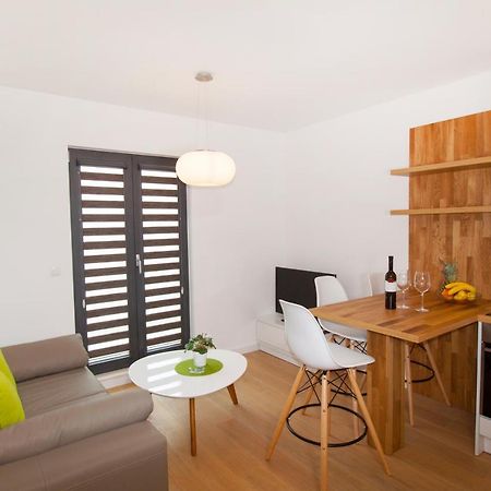 Apartments By The Sea Makarska - 19145 Екстер'єр фото