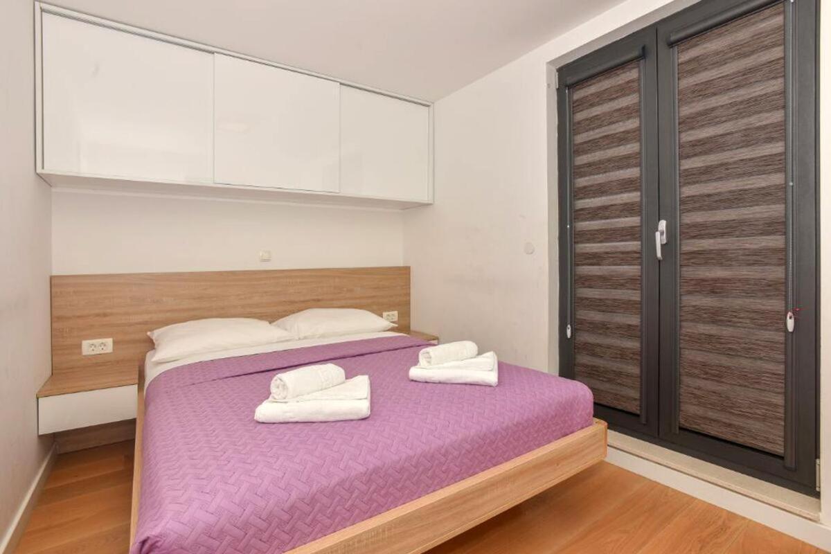 Apartments By The Sea Makarska - 19145 Екстер'єр фото