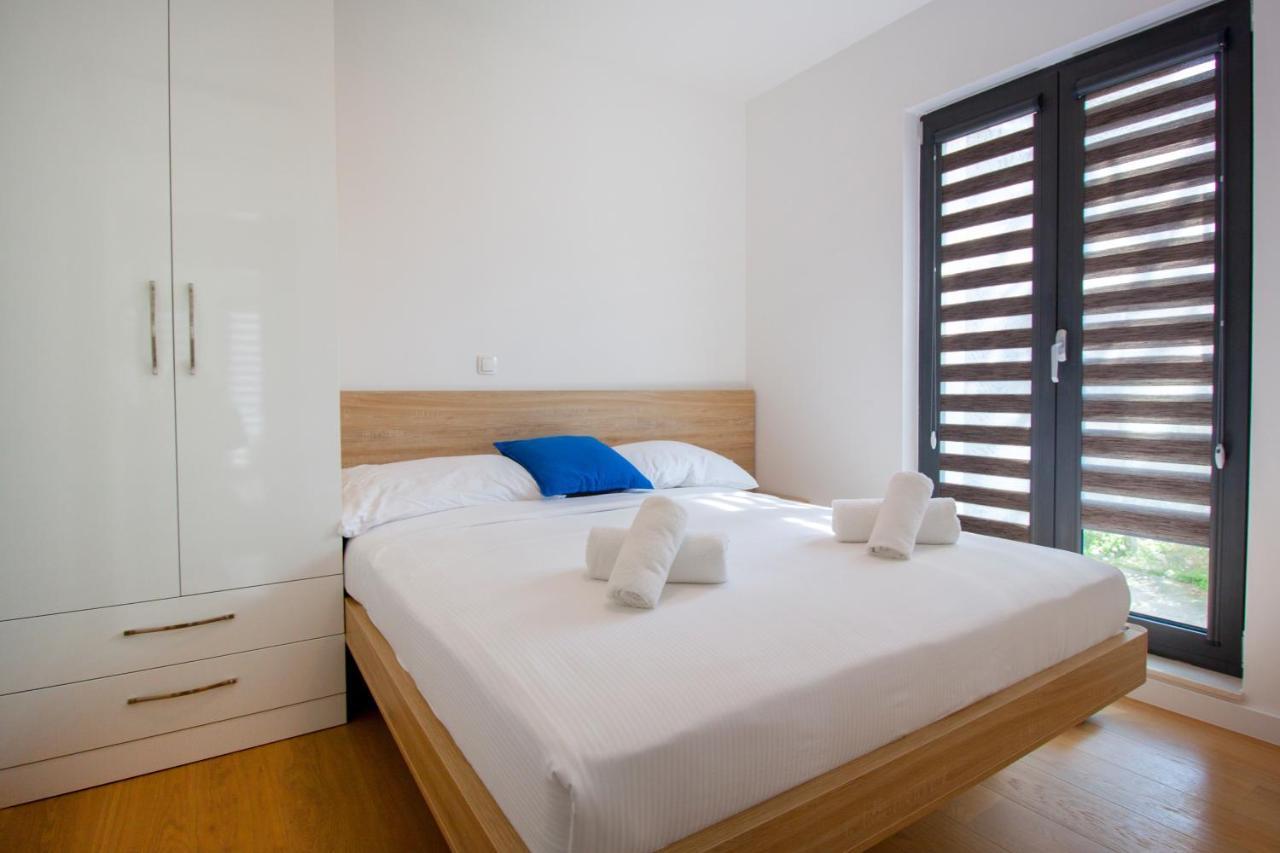 Apartments By The Sea Makarska - 19145 Екстер'єр фото